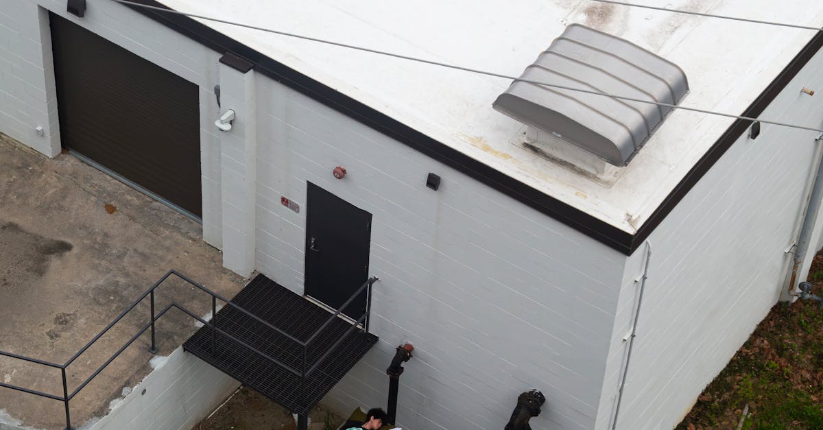 Historical Developments in Cooling Solutions for Food Processing