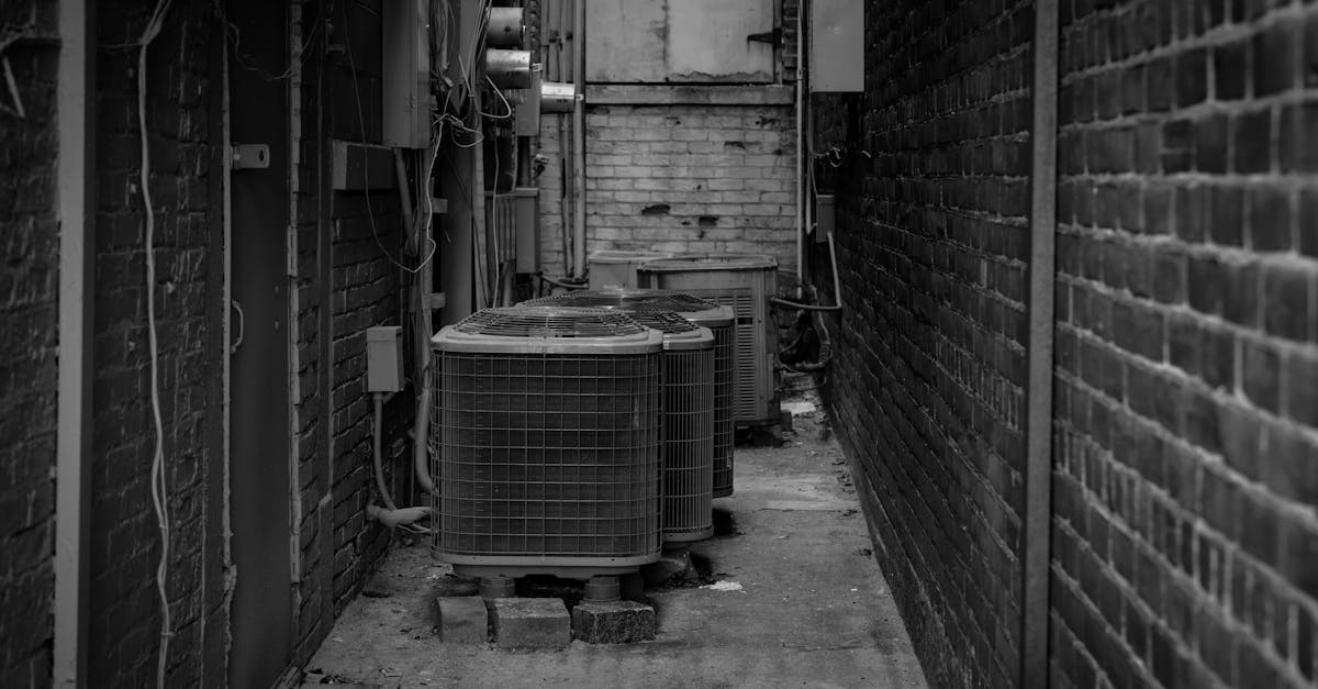 What are the Key Components of Water-Cooled Cooling Systems